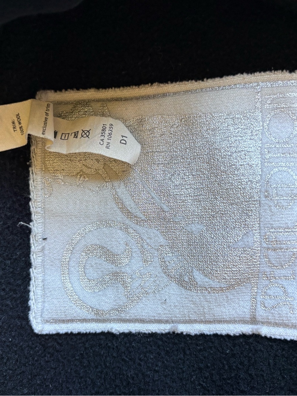 Lululemon Scuba Hoodie Special Edition Women’s Size 6 - Picture 3 of 4